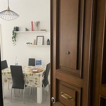 Deluxe Apartment Self Check In Parking جنوة المظهر الخارجي الصورة